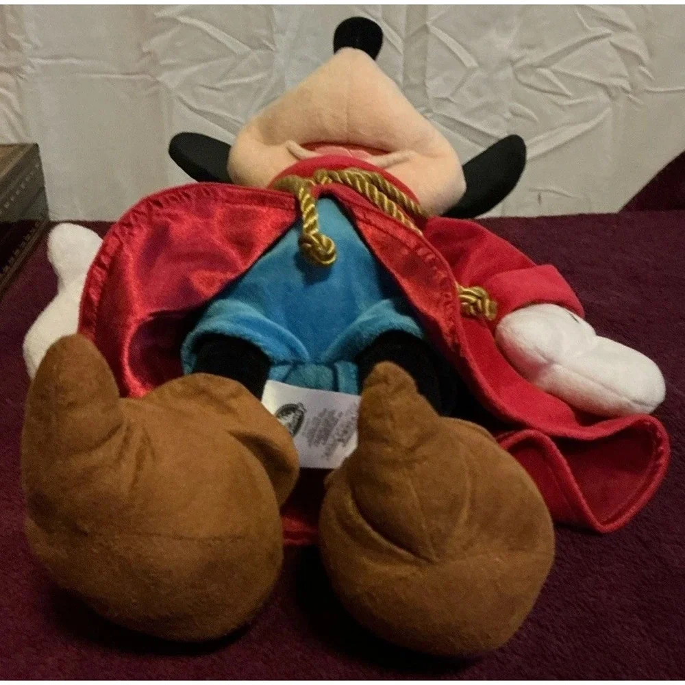Disney Store Fantasia Mickey Mouse 24